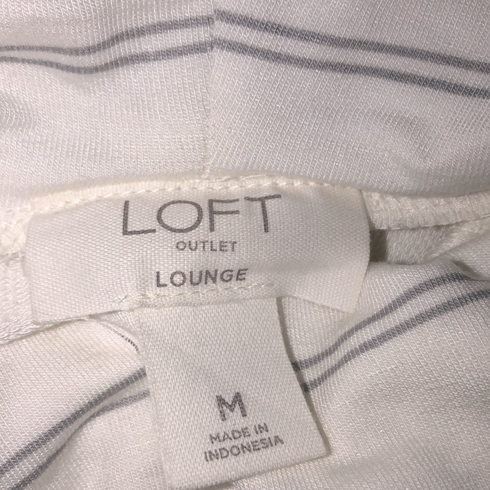 LOFT outlet top View 4
